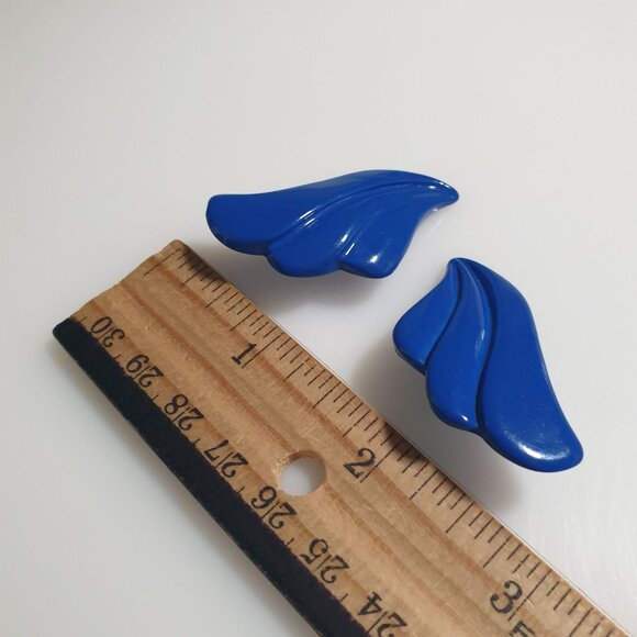 Blue Vintage Wing Shaped Clip On Earrings Modern Retro Style Statement Jewelry - Picture 2 of 4